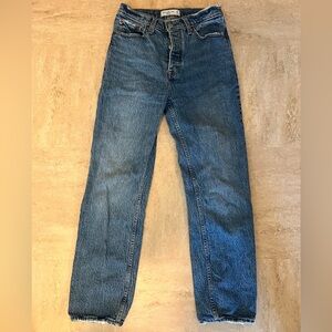 This have only been worn 3 times, super cute! Message me if you have questions